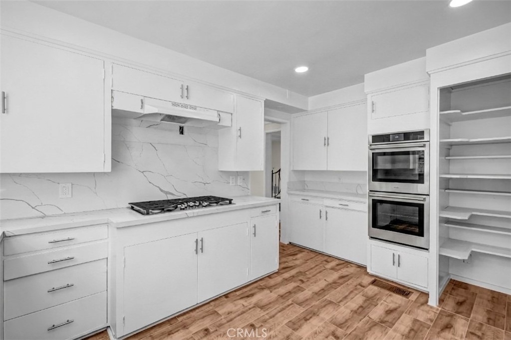 414 Hilgard Avenue - Photo 6