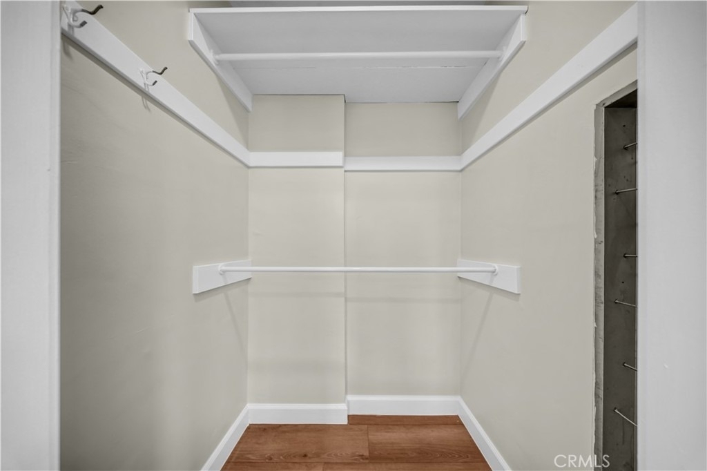 414 Hilgard Avenue - Photo 39