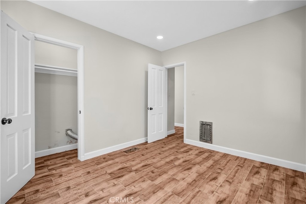 414 Hilgard Avenue - Photo 17