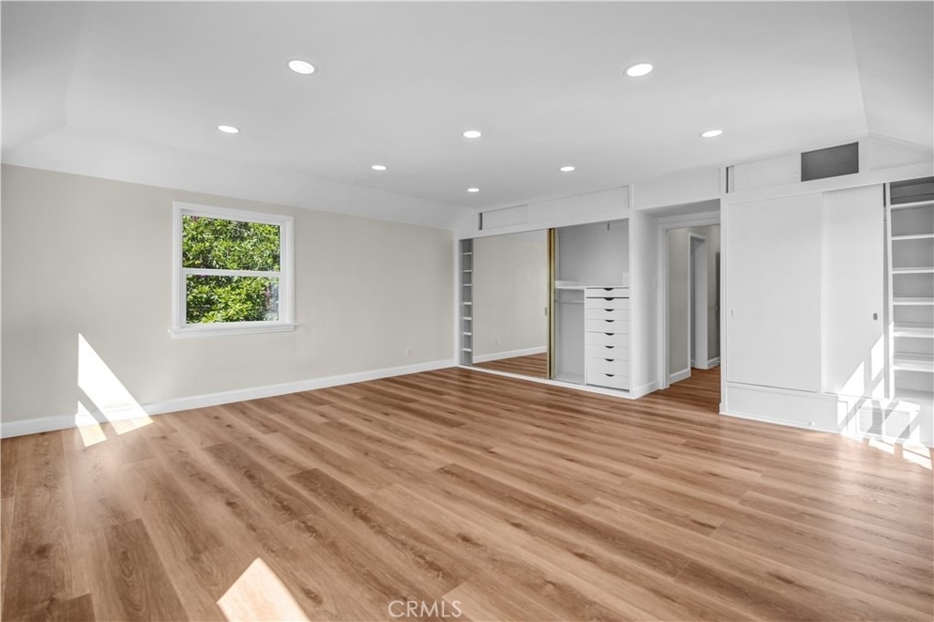 414 Hilgard Avenue - Photo 23