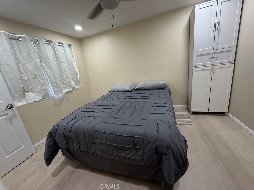 22916 1/2 Cantlay Street - Photo 6