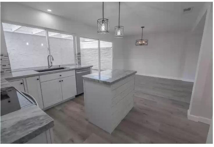24219 La Glorita - Photo 0