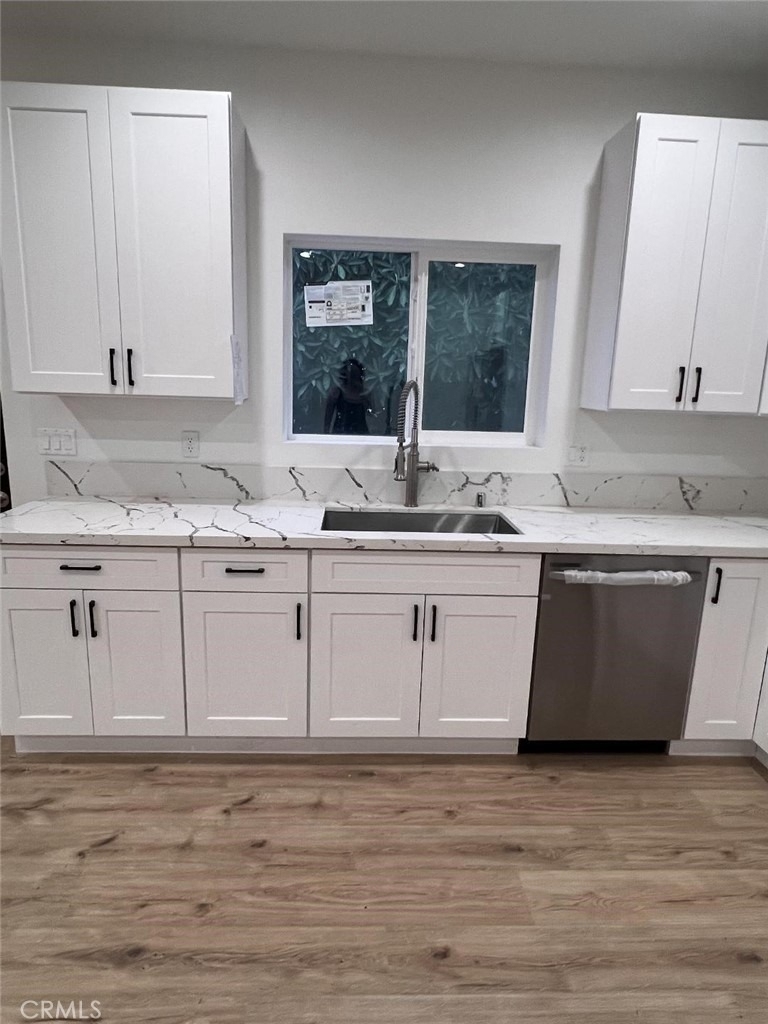20517 Gault Street - Photo 11