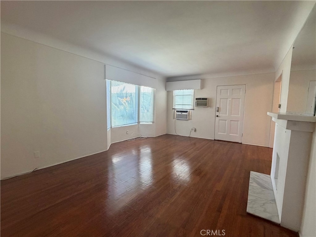 5646 1/2 Farmdale Avenue - Photo 1