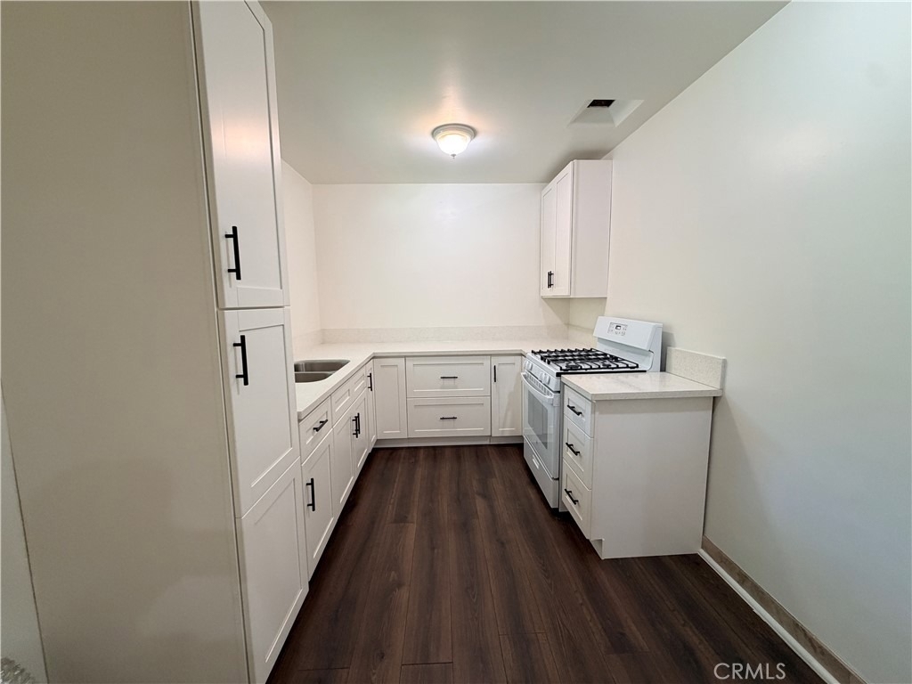 617 Kew Street - Photo 5