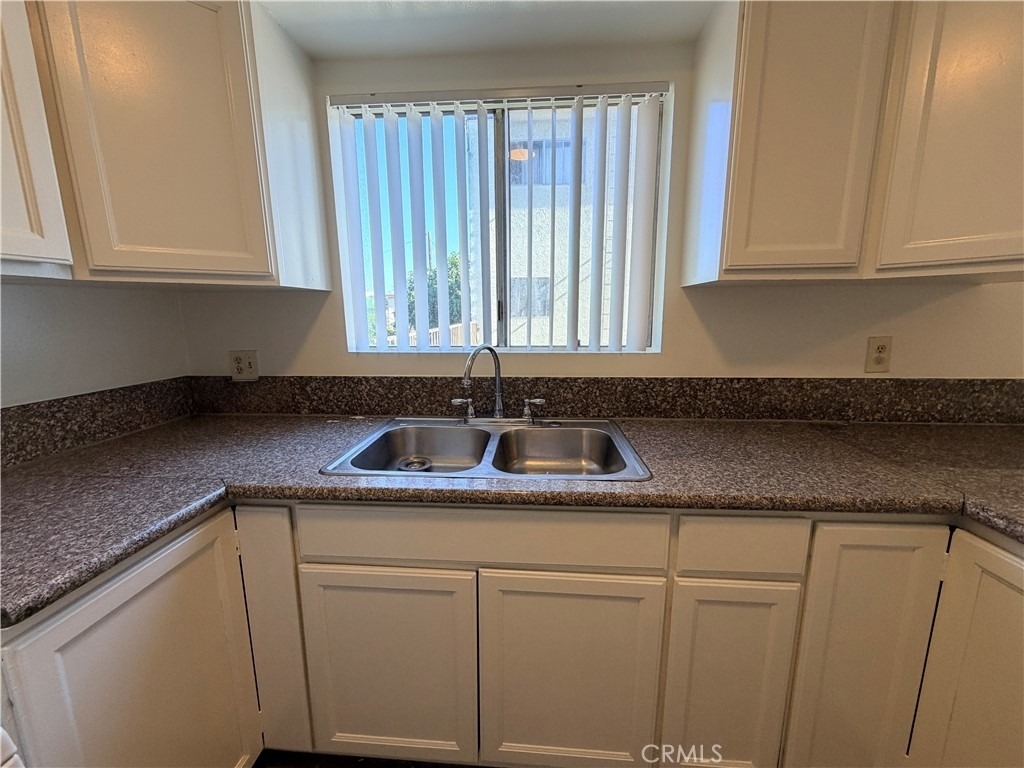 3134 W 145th Street - Photo 7
