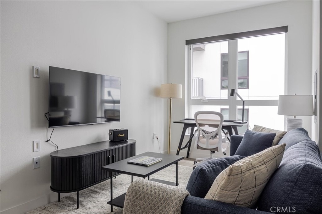 511 S Harbor - Photo 5