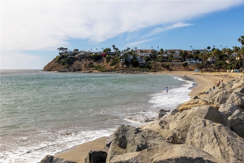 511 S Harbor - Photo 9