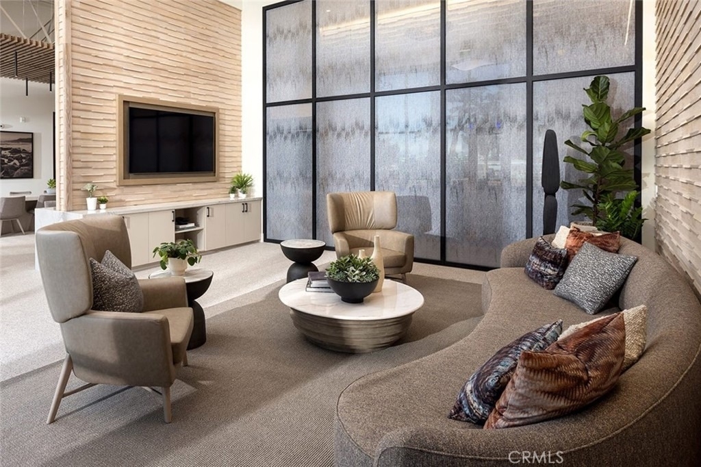 511 S Harbor - Photo 8