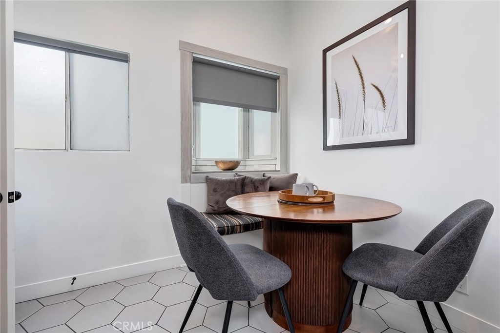 8611 Rosewood Avenue - Photo 8