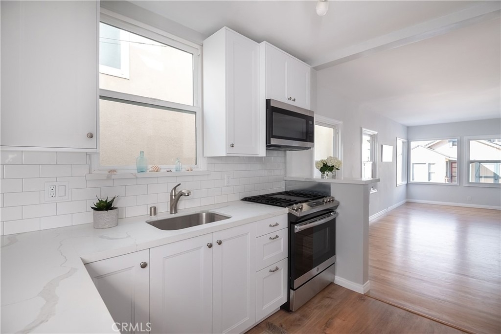 138 35th Street - Photo 7