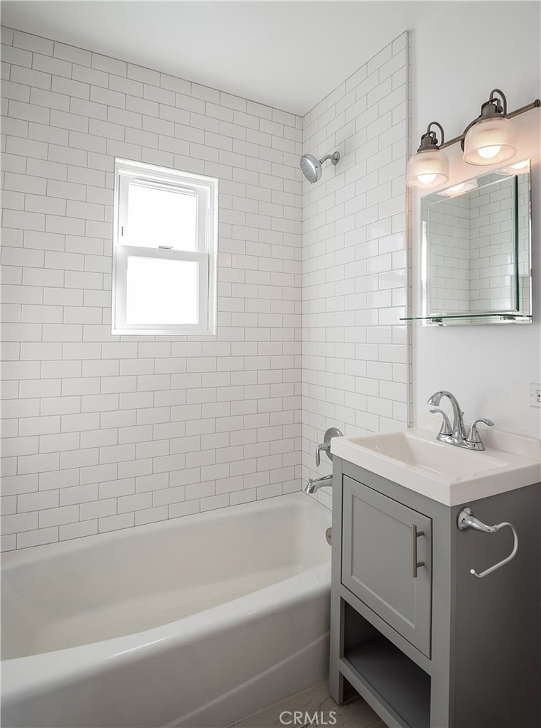 138 35th Street - Photo 12