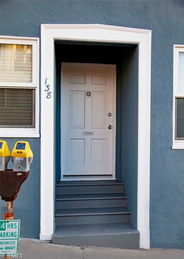 138 35th Street - Photo 2