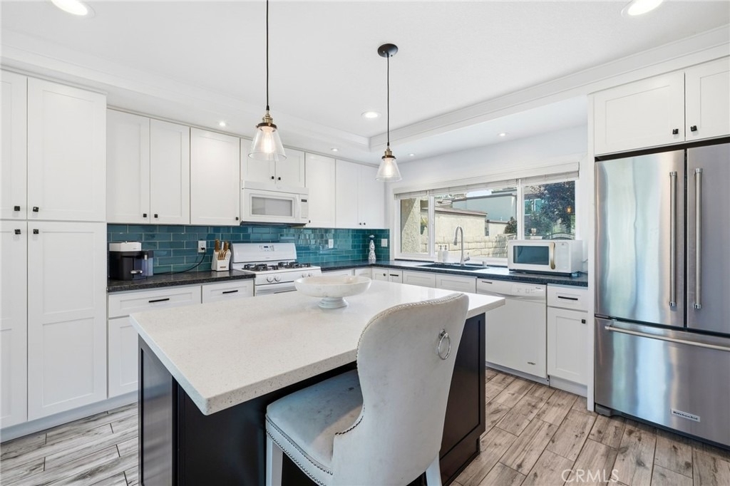 255 S Vista Del Monte - Photo 15