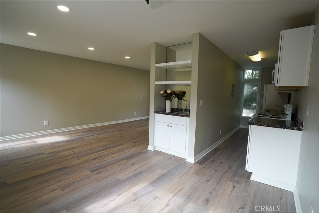 320 12th Street - Photo 17