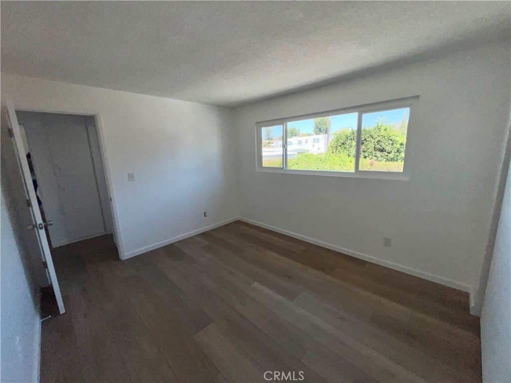 13829 Christine Drive - Photo 4