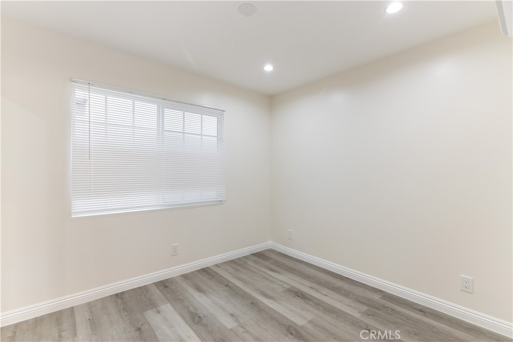 1128 W Balboa Blvd - Photo 14