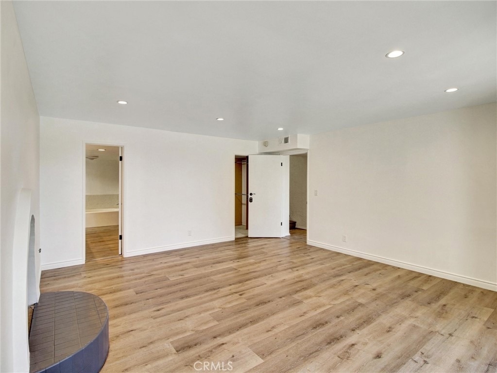 2801 Palos Verdes W - Photo 15