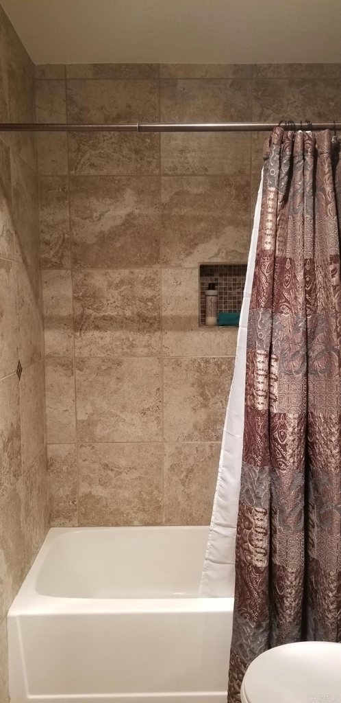 8475 Avenida Angulia - Photo 3