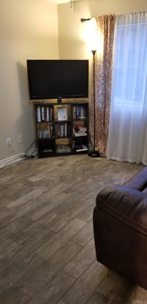 8475 Avenida Angulia - Photo 2