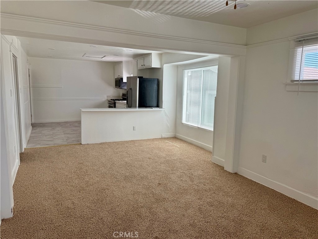 460 S Mott Street - Photo 3
