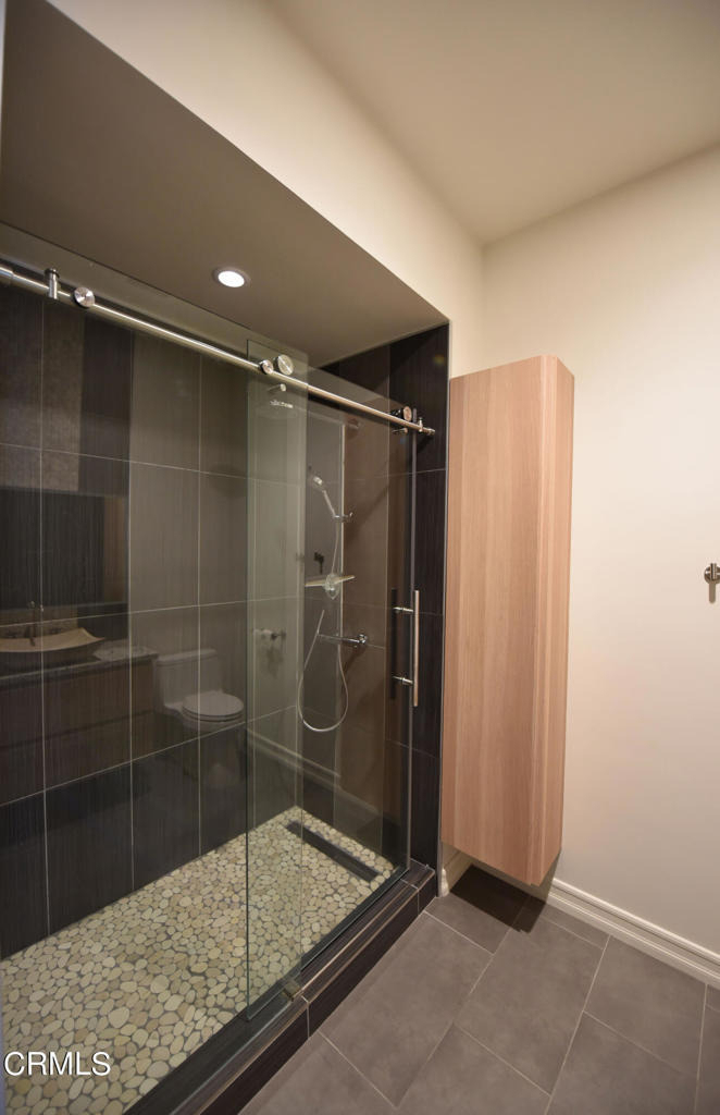 175 S Lake Avenue - Photo 7