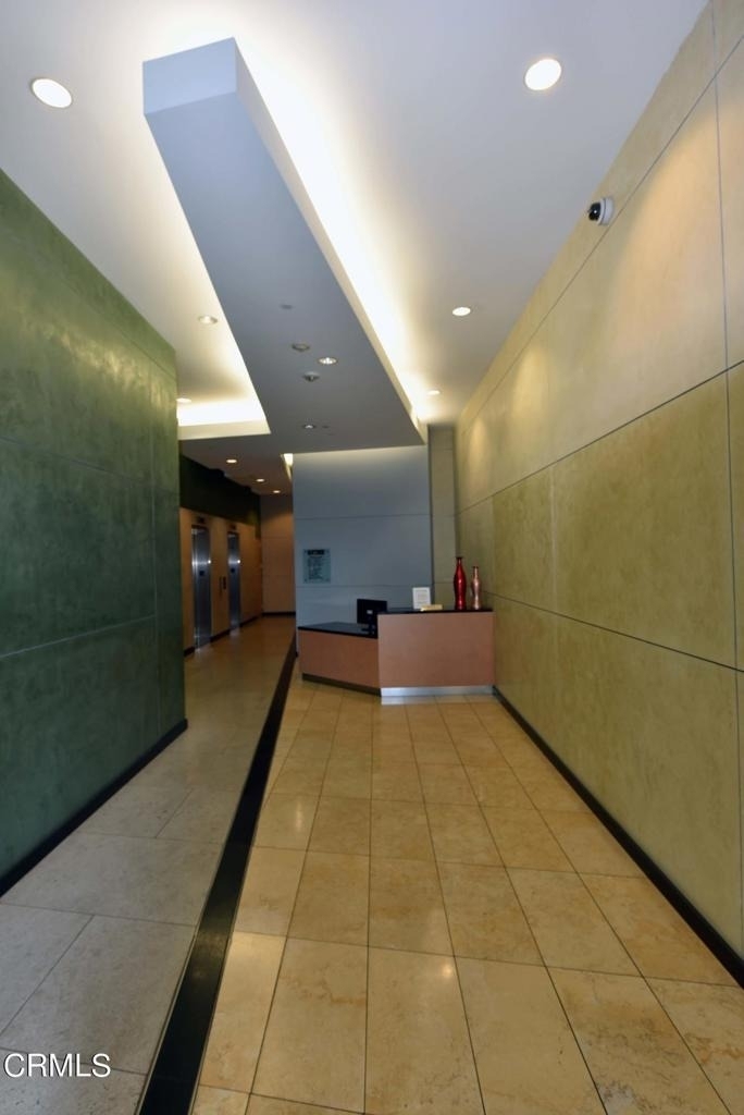 175 S Lake Avenue - Photo 1
