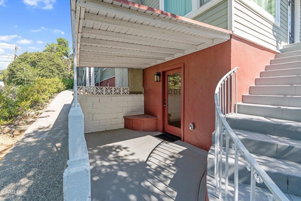 6341 1/2 Rosswood Terrace - Photo 18