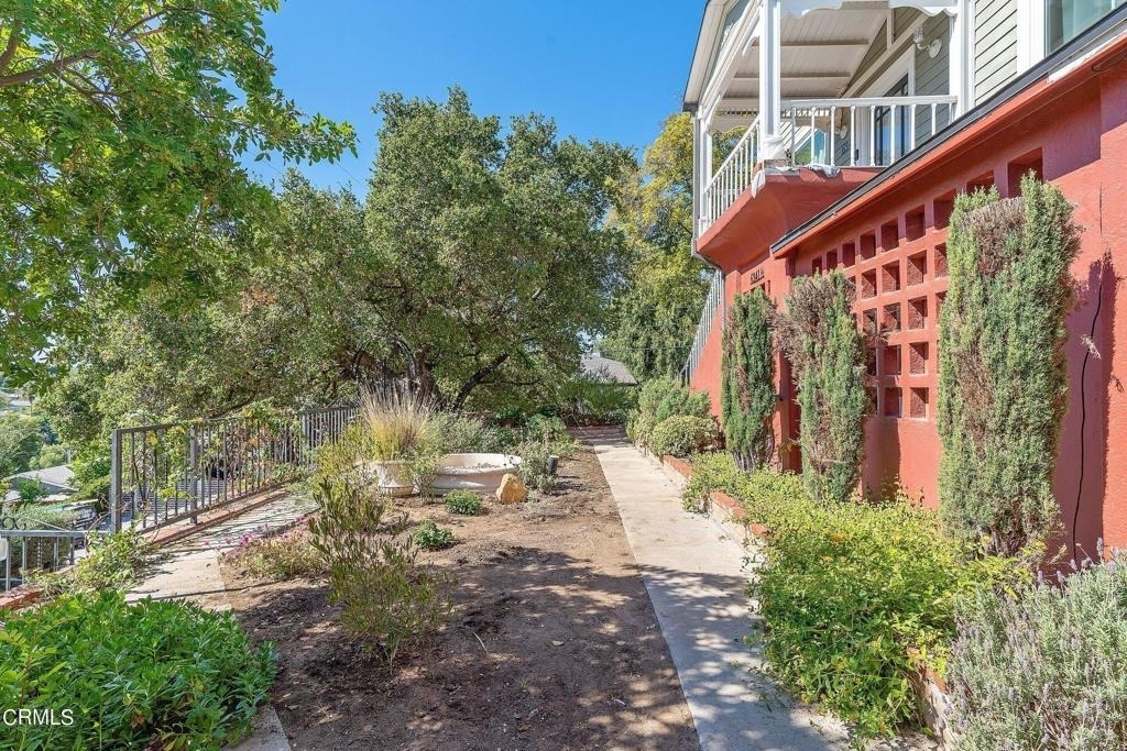 6341 1/2 Rosswood Terrace - Photo 17