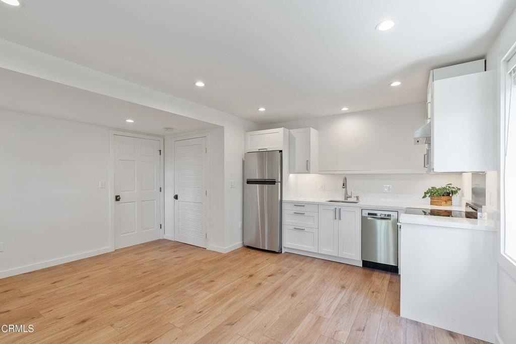 6341 1/2 Rosswood Terrace - Photo 5