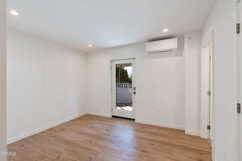 6341 1/2 Rosswood Terrace - Photo 10