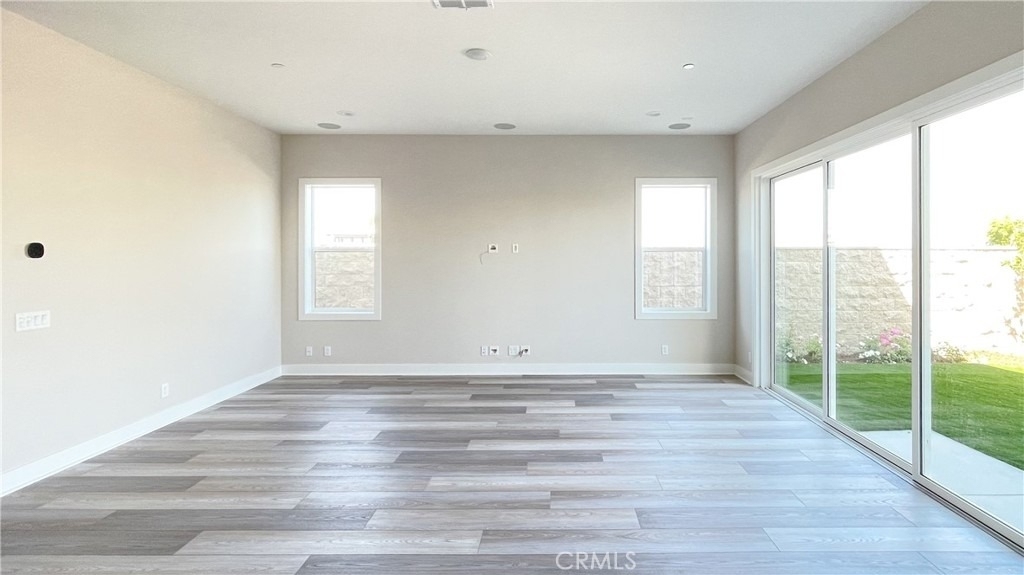 101 Walworth - Photo 9