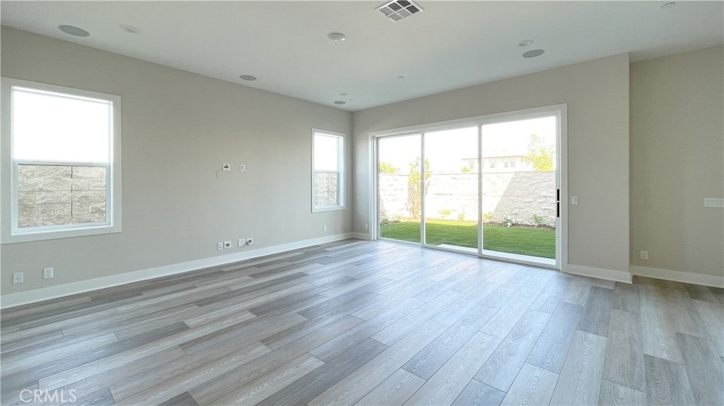 101 Walworth - Photo 5