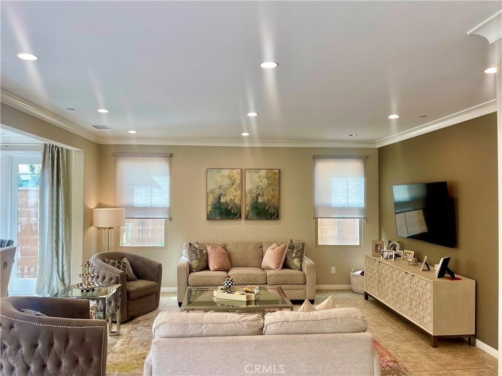 120 Beechmont - Photo 2