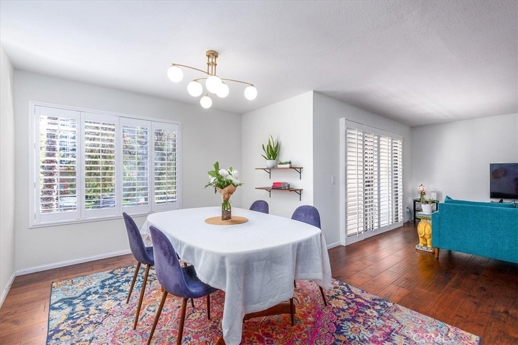 3930 Centre Street - Photo 5