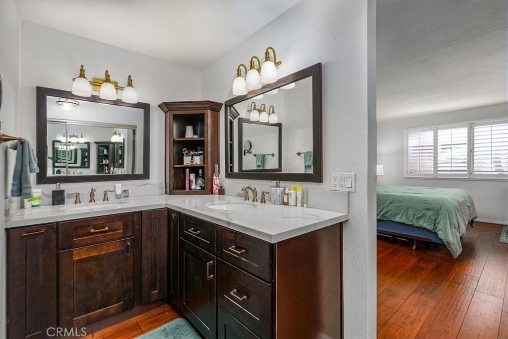 3930 Centre Street - Photo 13