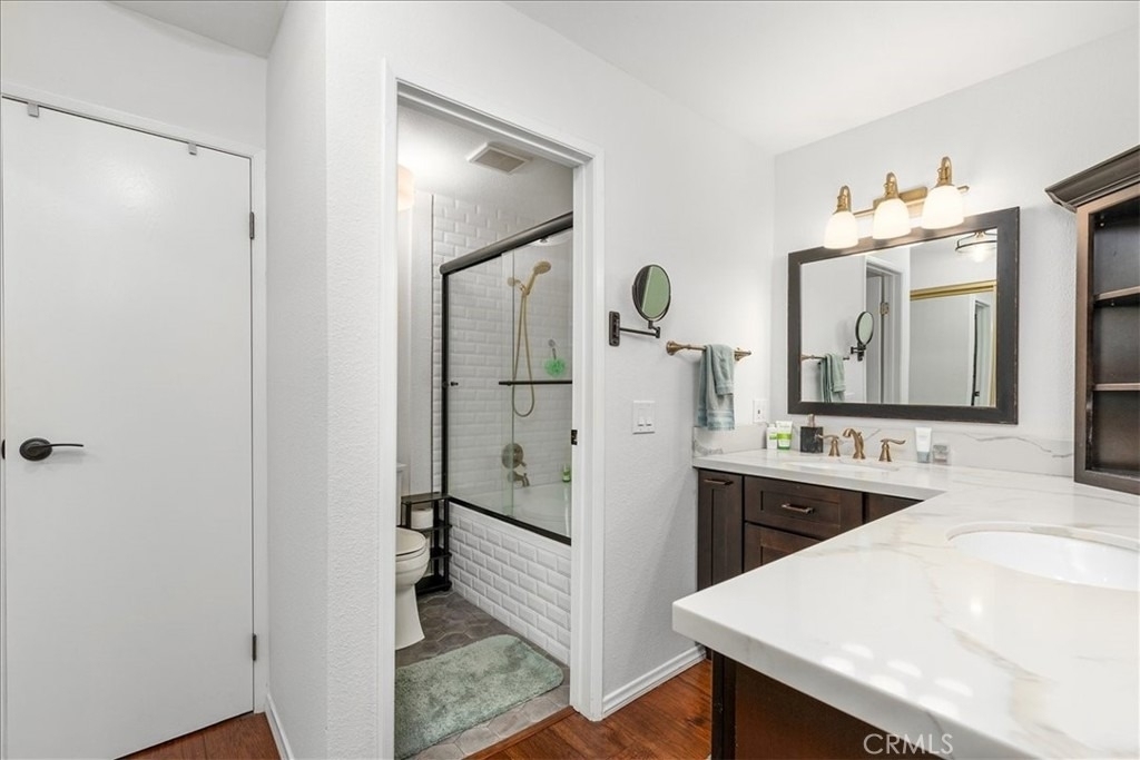 3930 Centre Street - Photo 12