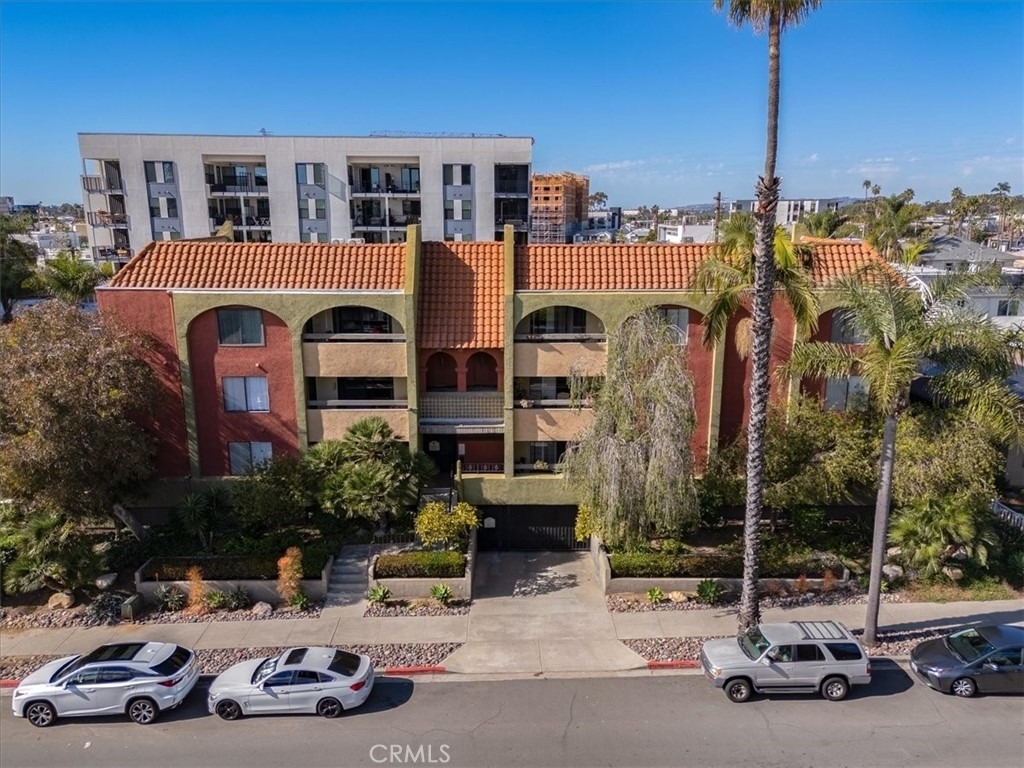 3930 Centre Street - Photo 1