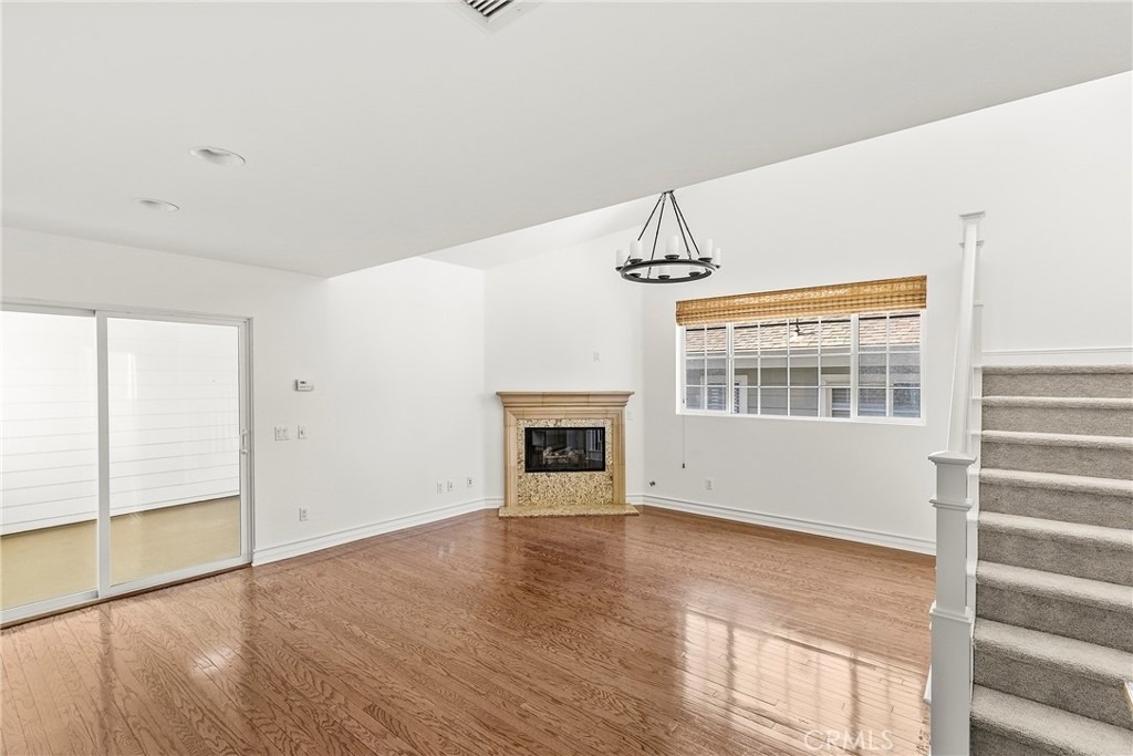 703 1/2 Poinsettia Avenue - Photo 1