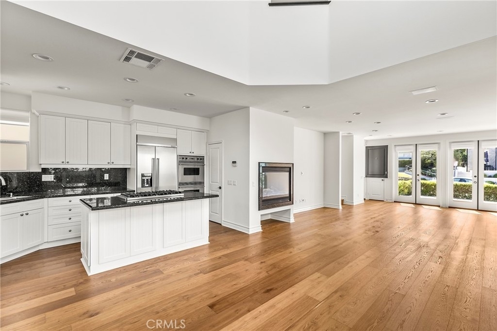 703 Poinsettia Avenue - Photo 5
