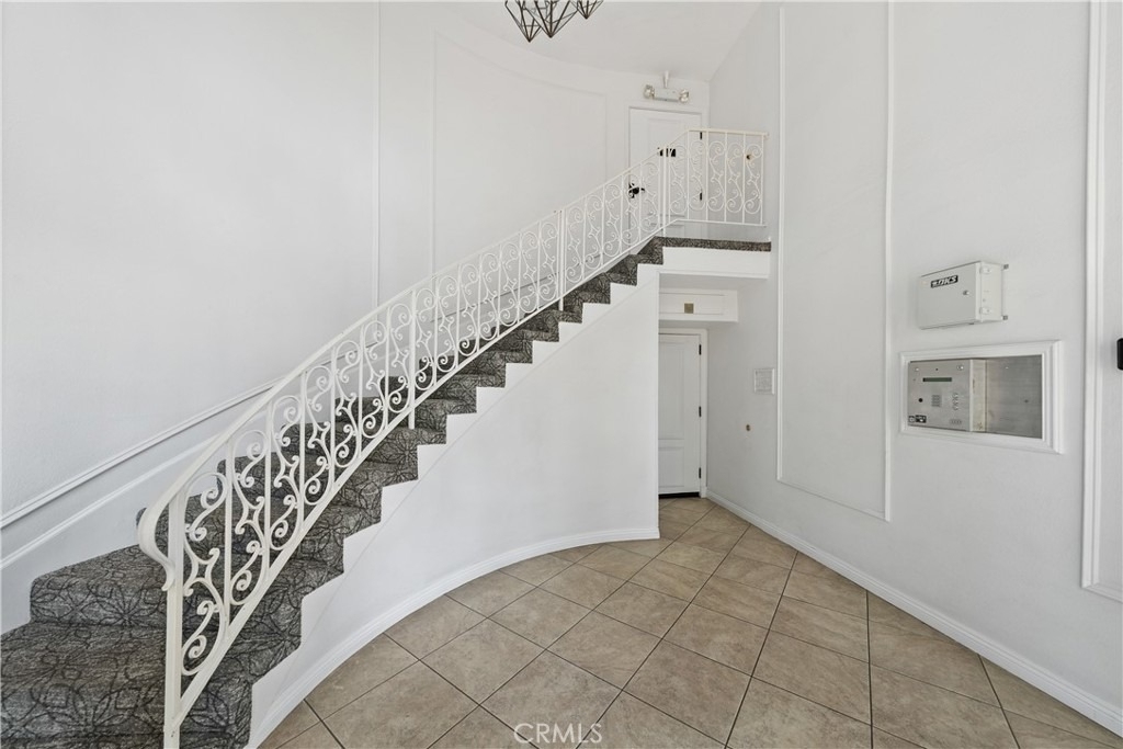 200 Mcneil - Photo 2