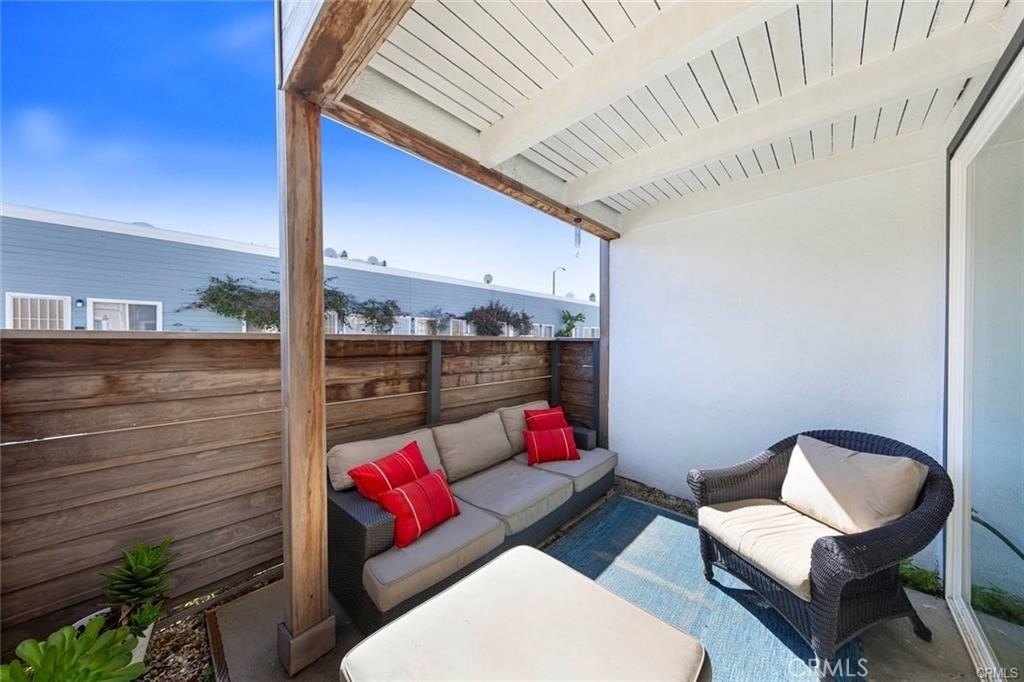 207 Cypress - Photo 10