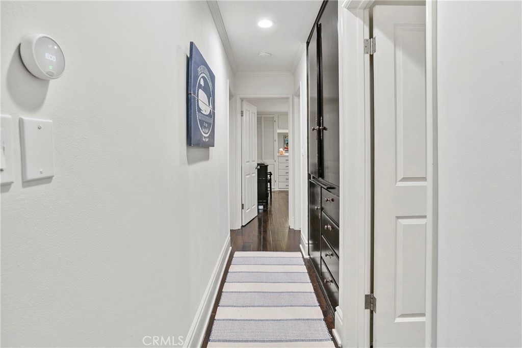 225 Grand Canal - Photo 15