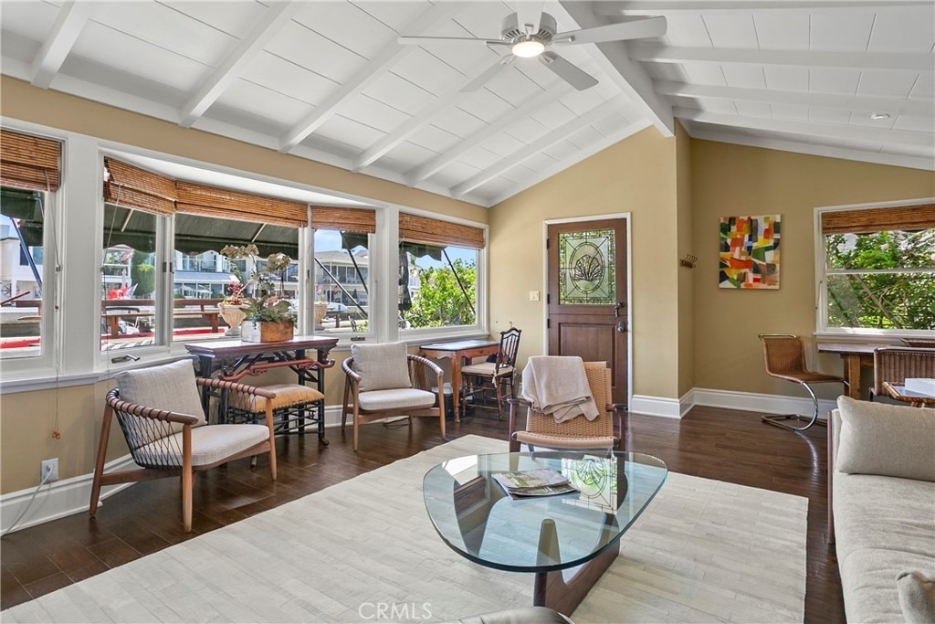 225 Grand Canal - Photo 7
