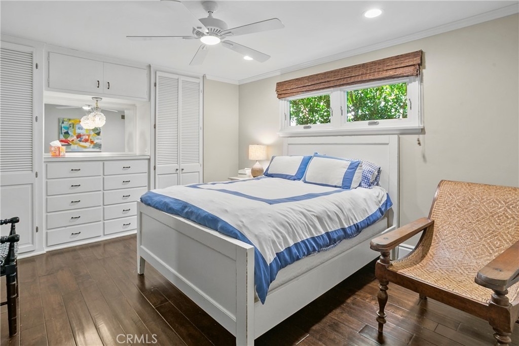 225 Grand Canal - Photo 16