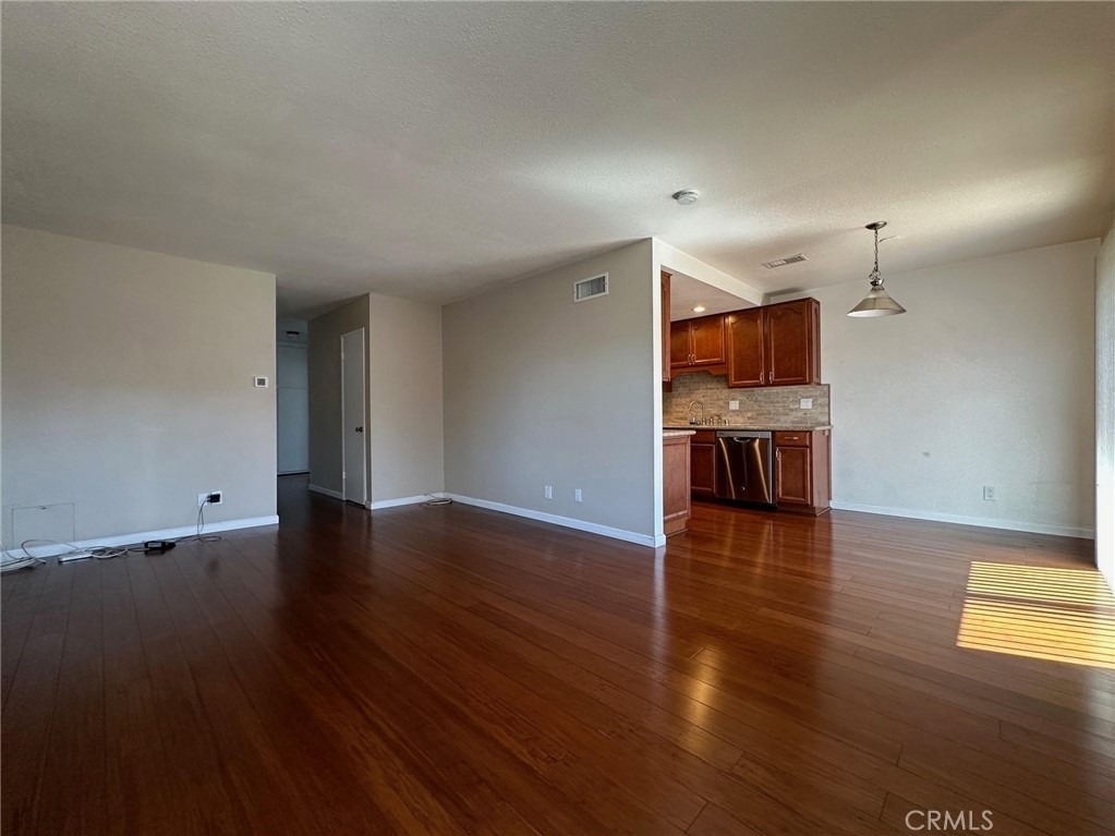 1433 Forest Glen Drive - Photo 7