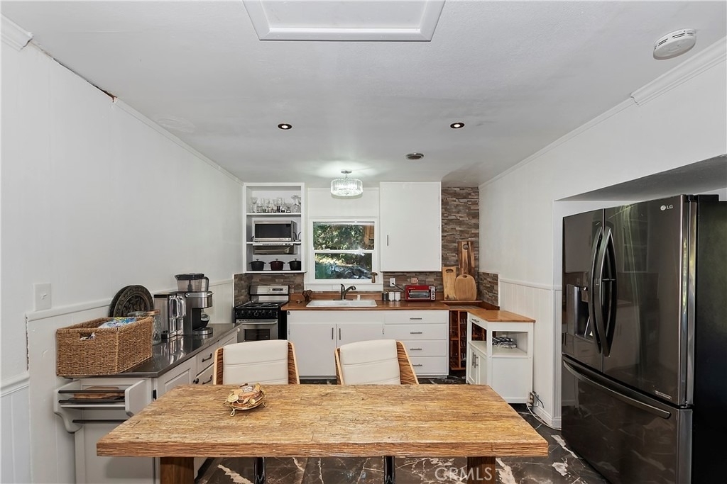 831 Blue Ridge - Photo 13