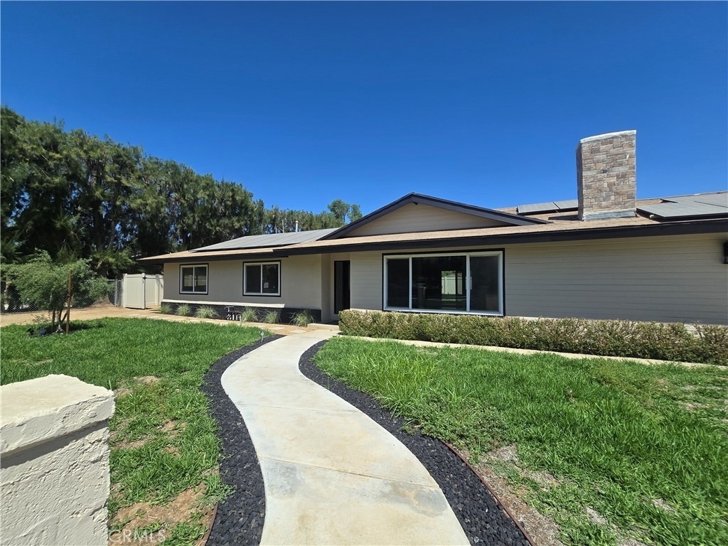 1531 Elm Drive - Photo 0