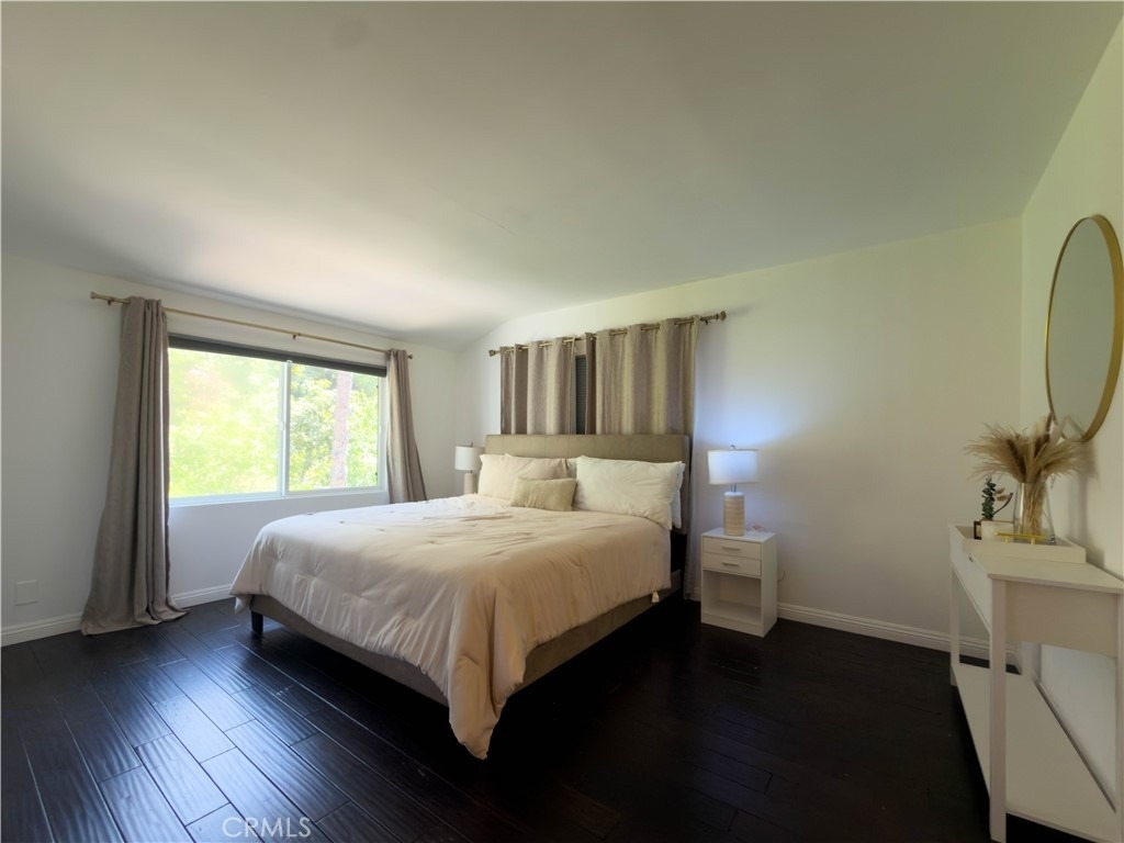 5836 Winnetka Avenue - Photo 20