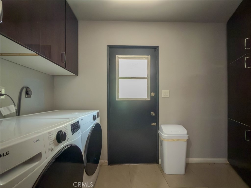 5836 Winnetka Avenue - Photo 15